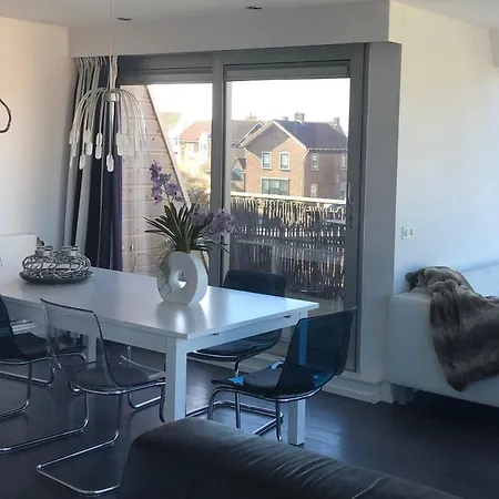 Modern Egmond Egmond aan Zee