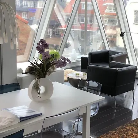 Modern Egmond * Эгмонд-ан-Зее